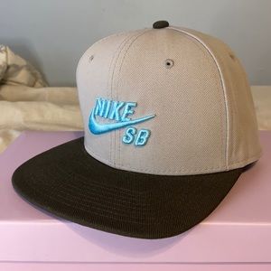 Nike SnapBack hat